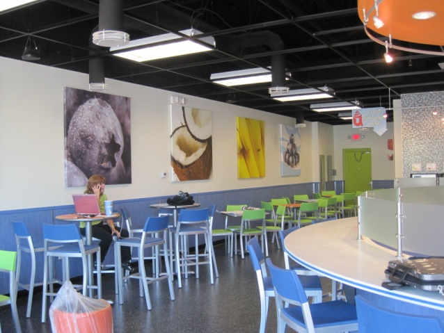 U-swirl store